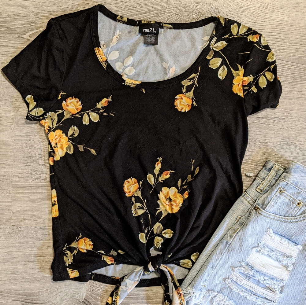 2 Ultra Soft Floral Tops  |  Rue 21